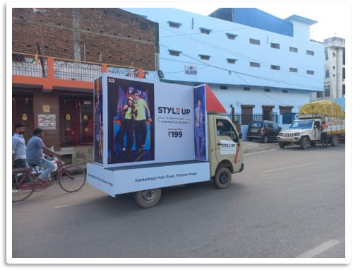 STYLEUP VAN ACTIVITY 1