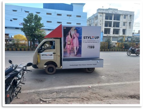 STYLEUP VAN ACTIVITY 2